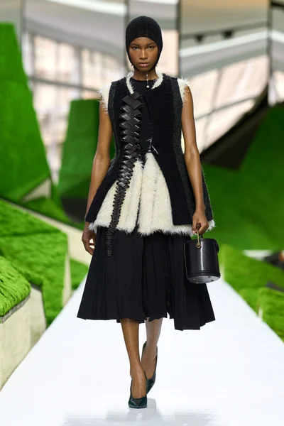 Look 51